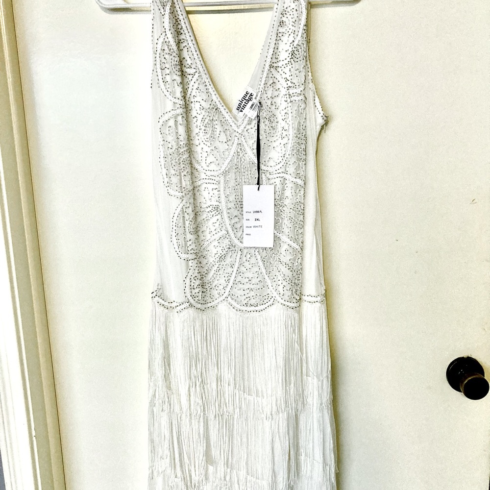 White Flapper style dress size 1x